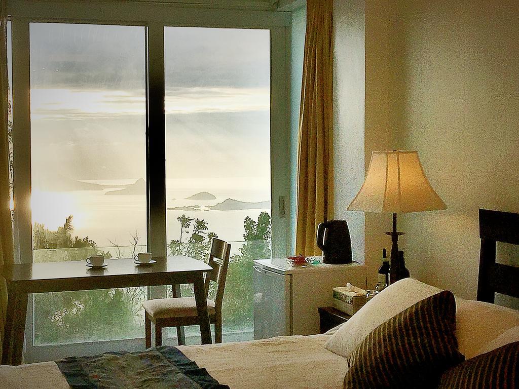 The Carmelence View Bed & Breakfast Tagaytay City Eksteriør bilde